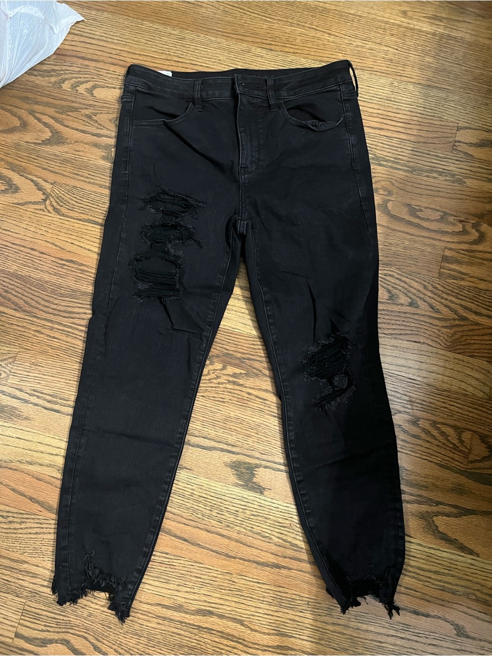 american eagle black ripped skinny jeans